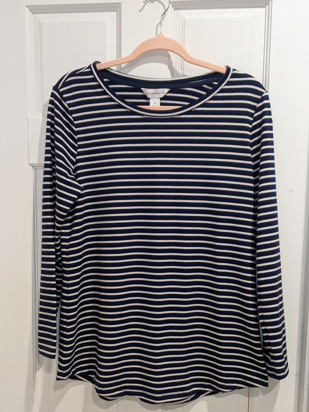 Liz Claiborne Medium Women's Striped Long Sleeve Top in Navy With White Stripes